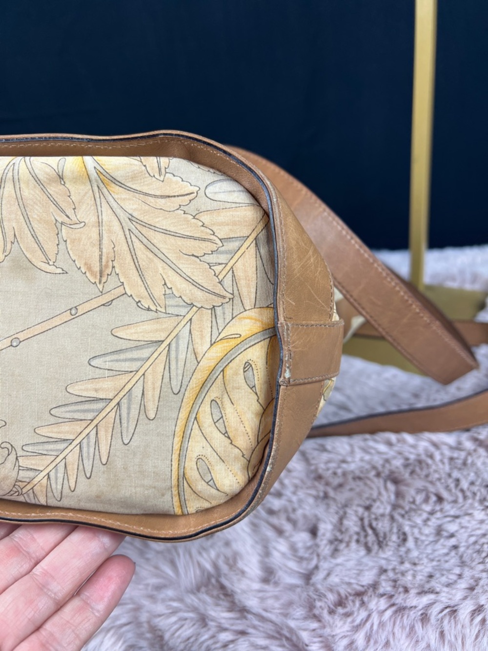 Salvatore Ferragamo Botanical Canvas Leather Tote Bag P21 3213 - Vintage 90’s - Picture 8 of 13